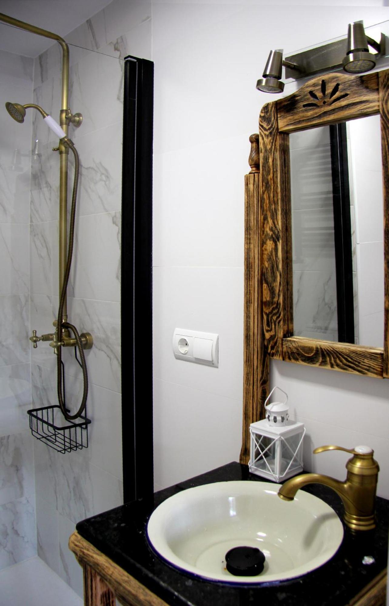 Apartamento La Casita De Fide Molinaseca Exterior foto